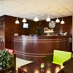 מלון Kyriad Saint Emilion ליבורן