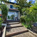 מלון Kyriad Saint Emilion 3*