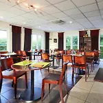 מלון Kyriad Saint Emilion ליבורן