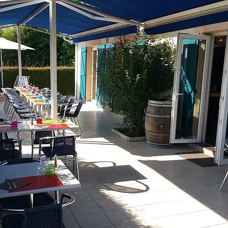 מלון Kyriad Saint Emilion ליבורן