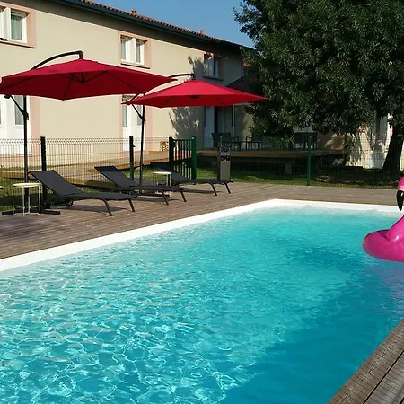 מלון Kyriad Saint Emilion 3*