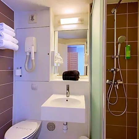 Kyriad Saint Emilion Отель 3*