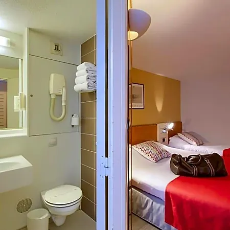 Отель Kyriad Saint Emilion 3*