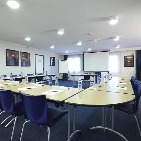 Hotel Kyriad Saint Emilion