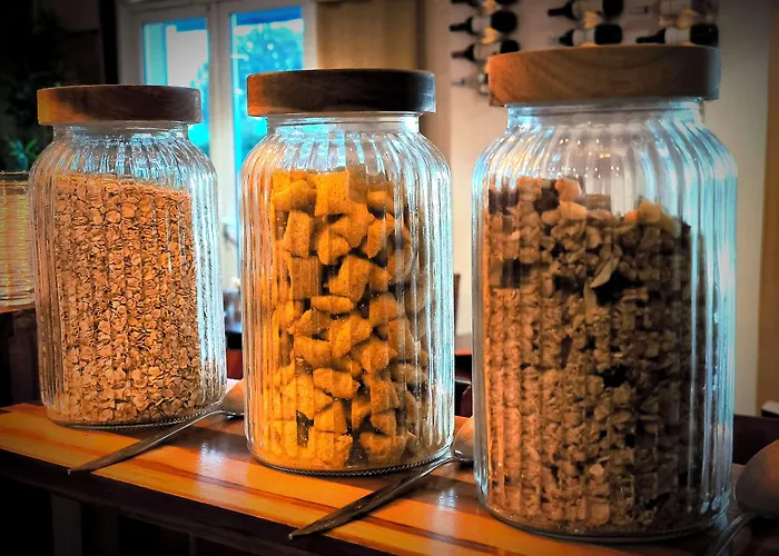 Kyriad Saint Emilion Hotel 3*