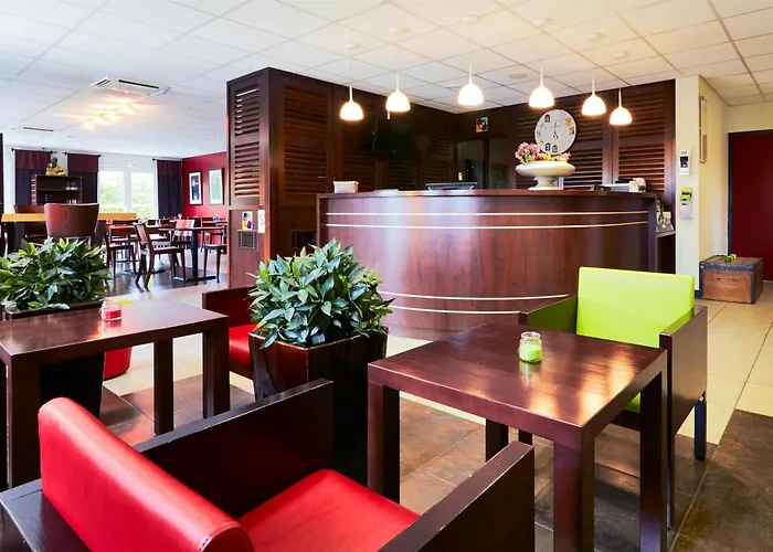 Kyriad Saint Emilion Ξενοδοχείο 3*